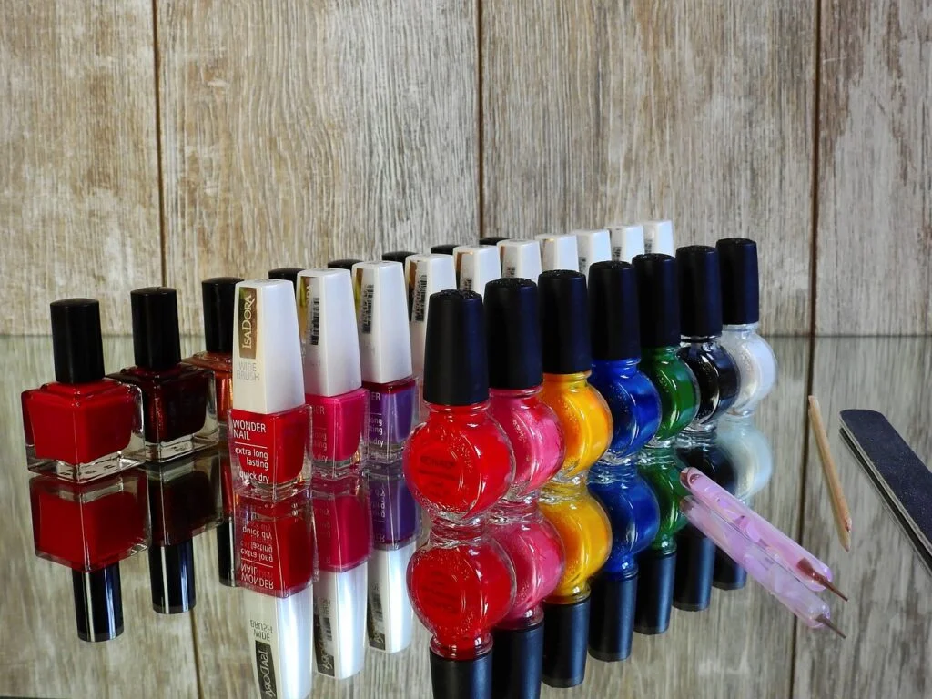 Guide pratique pour retirer le vernis permanent 3 Vernis à ongles